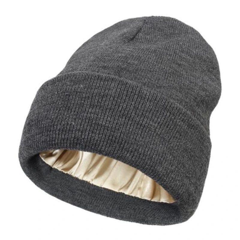 SilkyBeanie – Satin Wintermütze