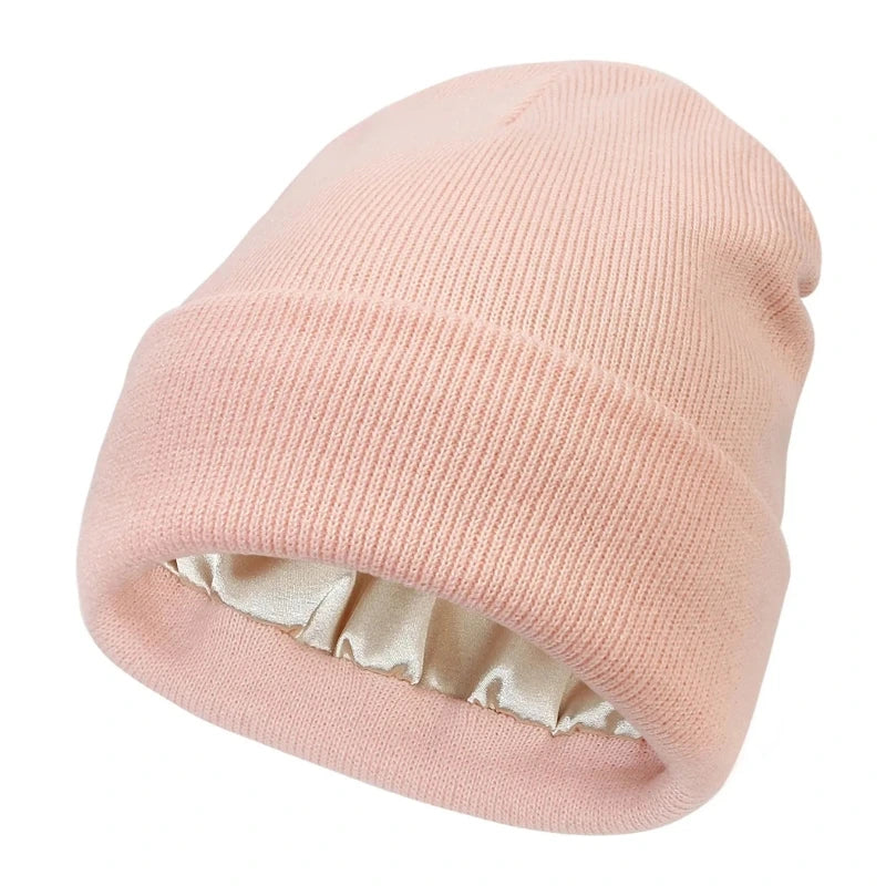 SilkyBeanie – Satin Wintermütze